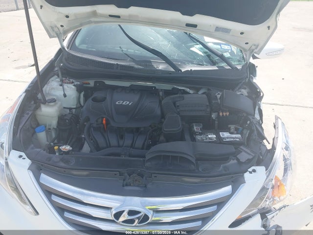 5NPEC4AC1EH842952 Hyundai gamma