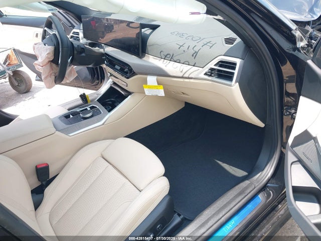 BMW 330I 2025 3MW89CW00S8F19623 Image 5