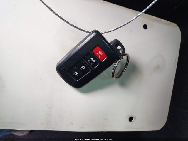 4T1BF1FK1HU331451 Toyota 2ar-fe
