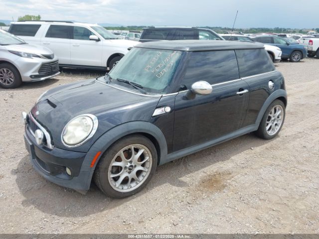 2007 MINI COOPER S WMWMF735X7TT81426 Photo 1