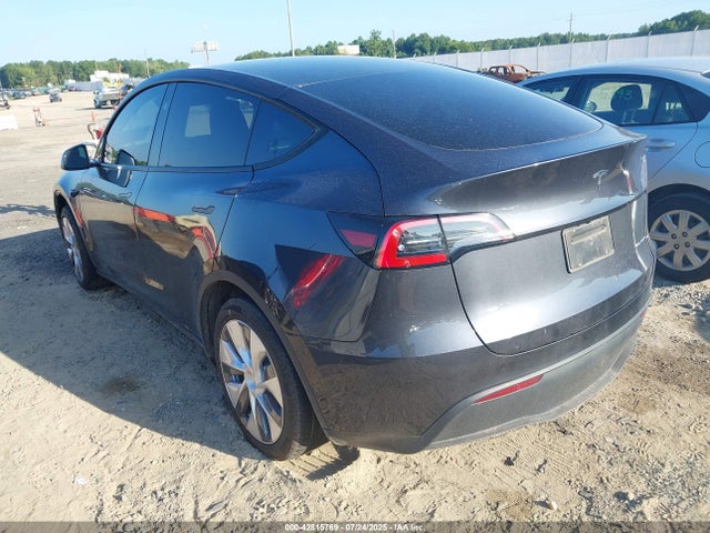 2024 TESLA MODEL Y 7SAYGDEE6RA255860 Photo 2