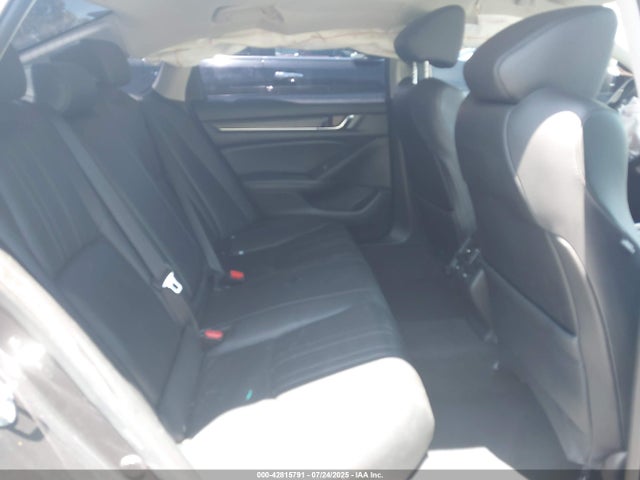 1HGCV2F94NA008959 Honda k20c4