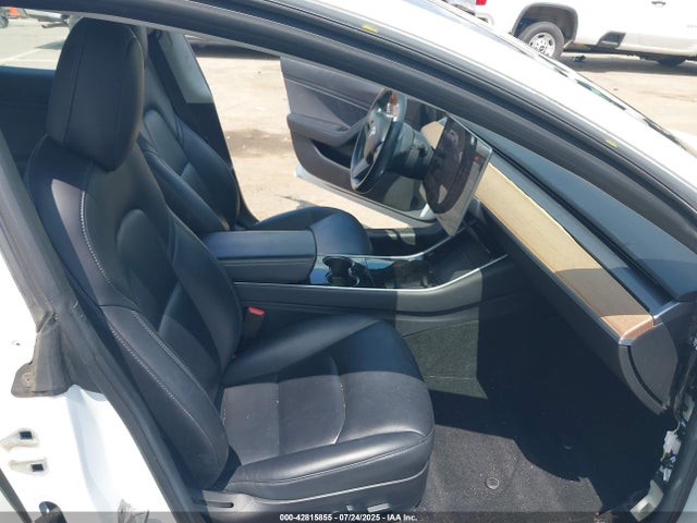 2018 TESLA MODEL 3 5YJ3E1EA2JF046275 Photo 4