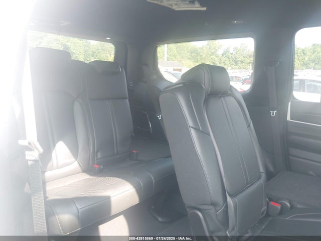 Jeep Wagoneer 2023 1C4SJVAP9PS571306 Image 8