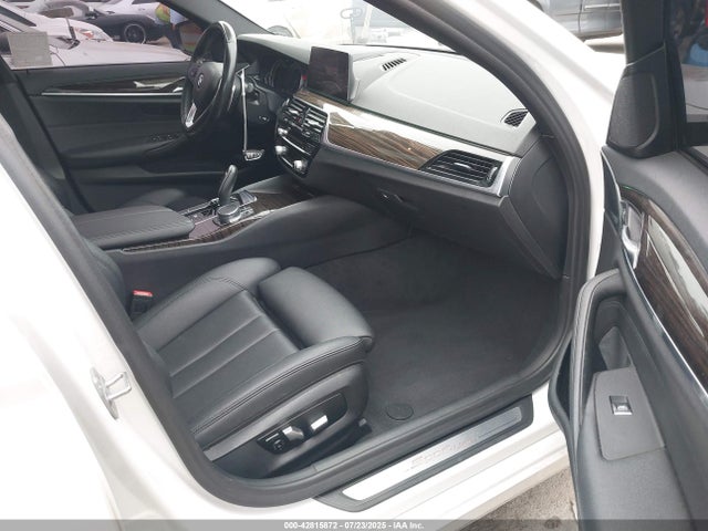 WBAJA5C58KWW01532 BMW 530I