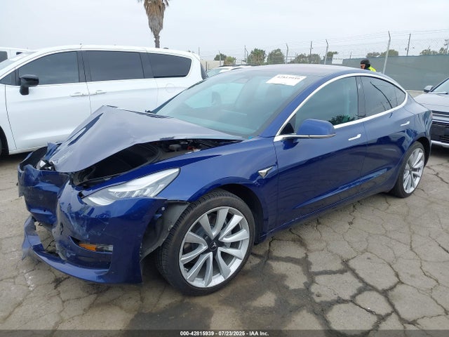 2018 TESLA MODEL 3 5YJ3E1EA8JF155145 Photo 1
