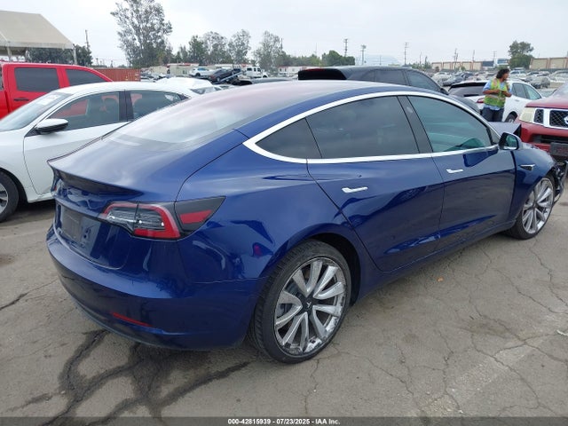 2018 TESLA MODEL 3 5YJ3E1EA8JF155145 Photo 3