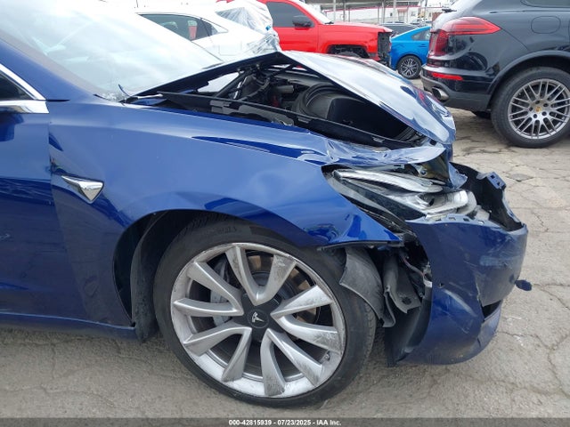 2018 TESLA MODEL 3 5YJ3E1EA8JF155145 Photo 5