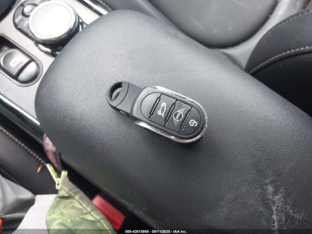2018 MINI CLUBMAN WMWLN9C55J2E50954 Photo 10