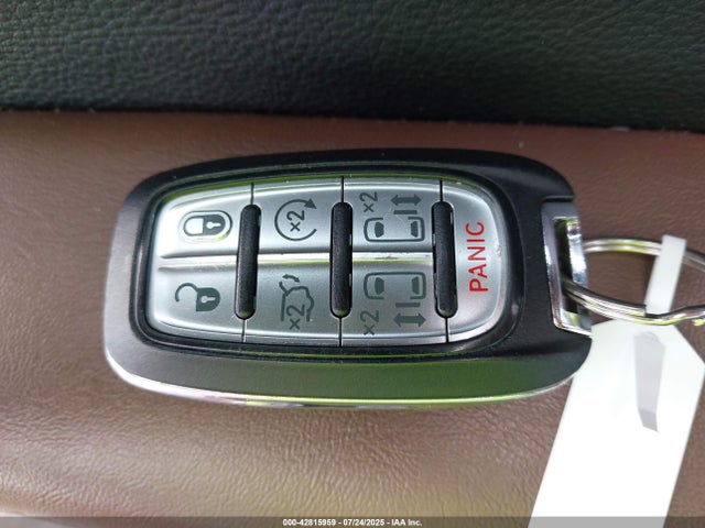 2C4RC1GG1HR602947 Chrysler Pacifica