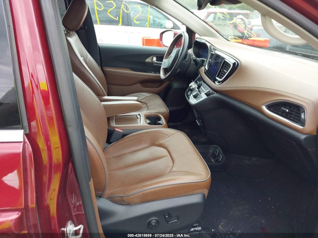 2C4RC1GG1HR602947 Chrysler Pacifica