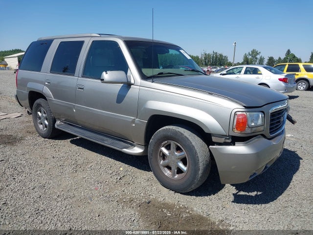 2000 CADILLAC ESCALADE 1GYEK63R1YR203395 Photo 0