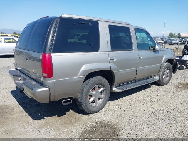 2000 CADILLAC ESCALADE 1GYEK63R1YR203395 Photo 3