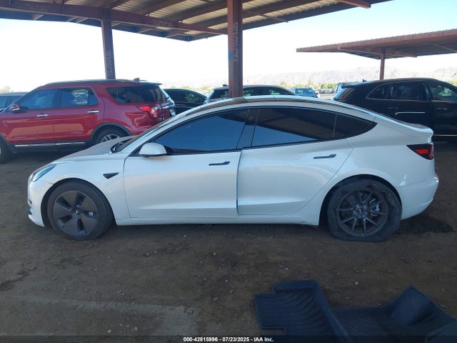 Tesla MODEL 3 2023 5YJ3E1EA5PF653022 Image 13