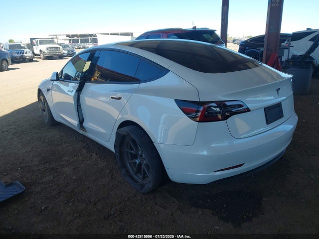 2023 TESLA MODEL 3 5YJ3E1EA5PF653022 Photo 2