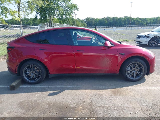 7SAYGAEE7SF291452 Tesla Model Y