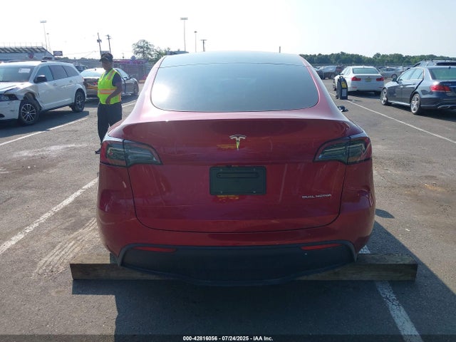 7SAYGAEE7SF291452 Tesla Model Y