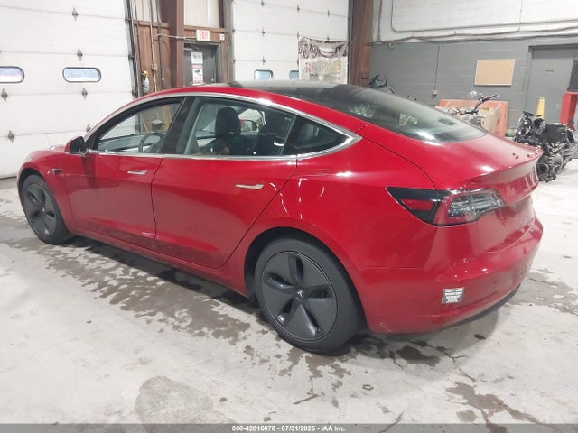 5YJ3E1EB5JF085094 Tesla MODEL 3