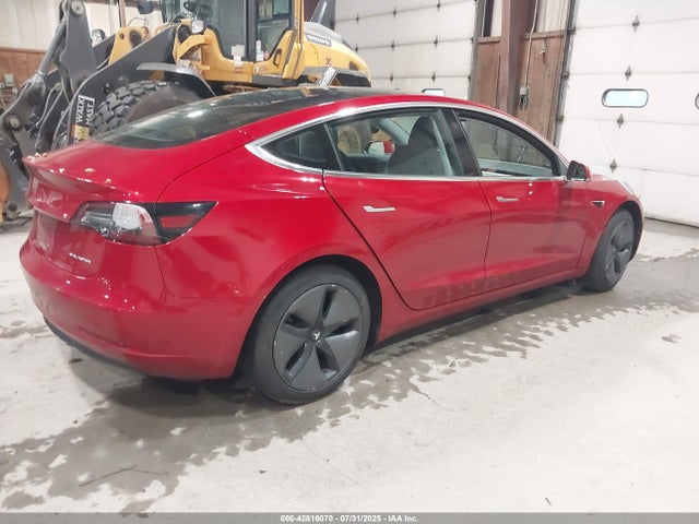 5YJ3E1EB5JF085094 Tesla MODEL 3