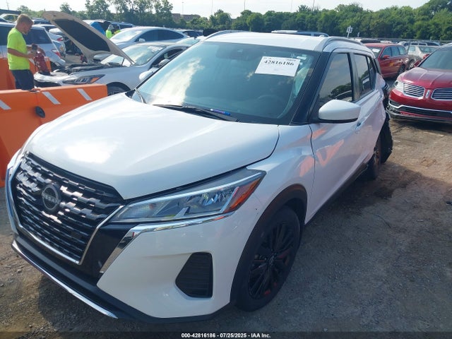 Nissan 2022 2022 3N1CP5CVXNL486293 Image 2