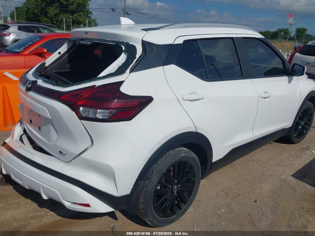 Nissan 2022 2022 3N1CP5CVXNL486293 Image 4