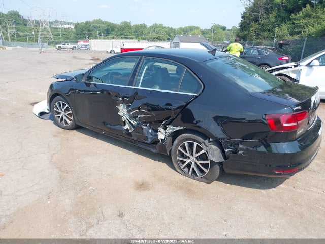 3VWB67AJ1JM229015 Volkswagen 1.4 tsi