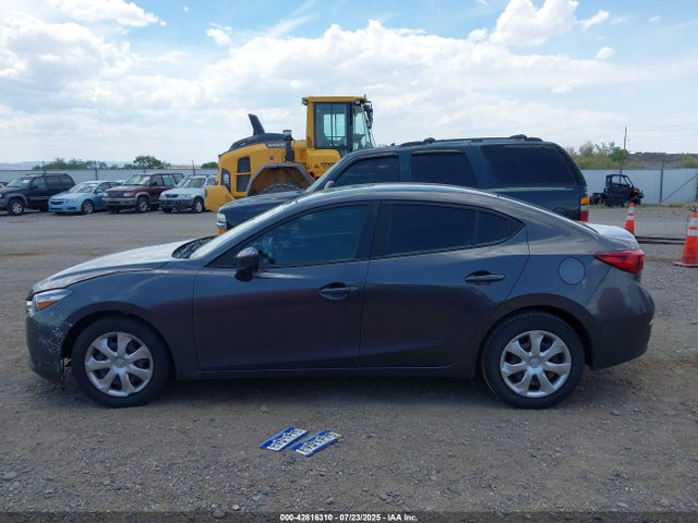3MZBN1U70JM263768 Mazda pe