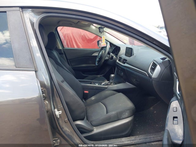 3MZBN1U70JM263768 Mazda pe