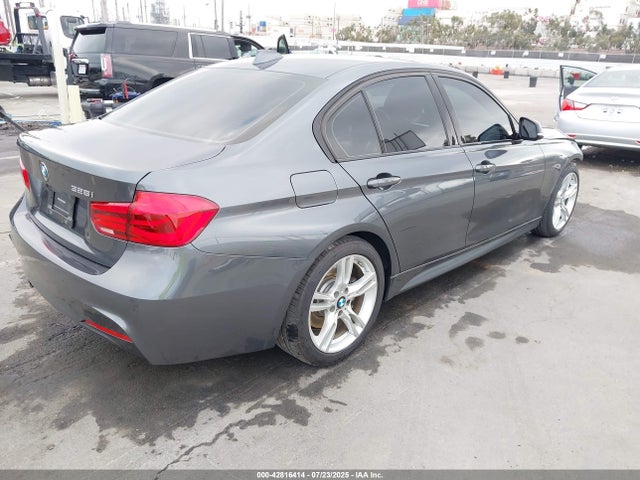 WBA8E9G58GNT46852 BMW 2016