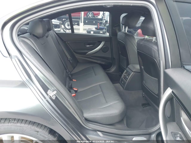WBA8E9G58GNT46852 BMW 2016