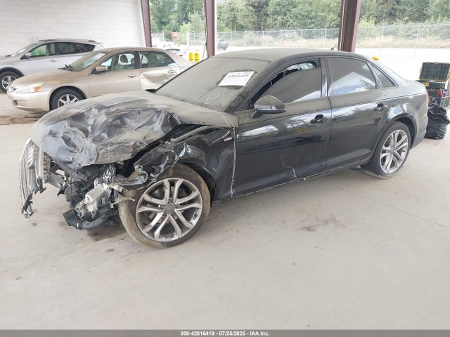 2018 AUDI A4 WAUKMAF44JA066671 Photo 1