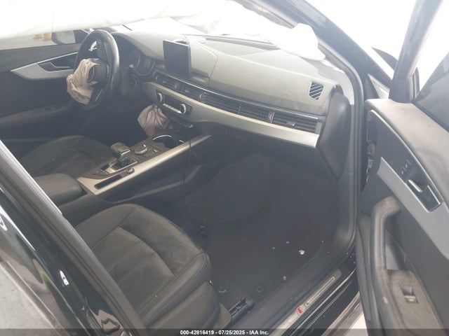 2018 AUDI A4 WAUKMAF44JA066671 Photo 4