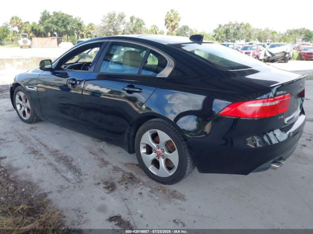 2017 JAGUAR XE SAJAR4BN0HCP12935 Photo 2