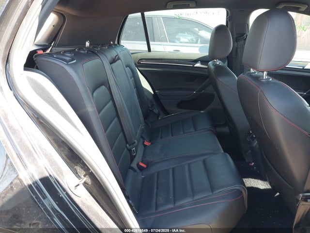 3VW4T7AU1GM023570 Volkswagen 2016