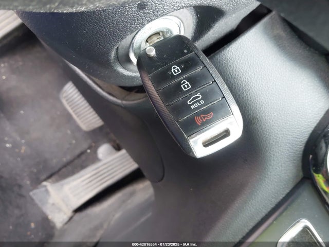 5XXGT4L3XJG225688 KIA gdi