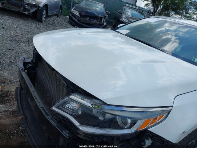 5XXGT4L3XJG225688 KIA gdi