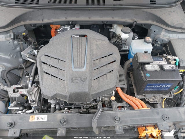 KM8K33AG2PU178892 Hyundai 2023