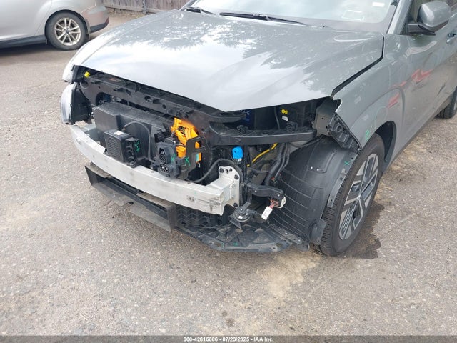 KM8K33AG2PU178892 Hyundai 2023