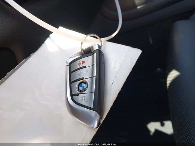 5UXCX6C0XM9F57010 BMW X7