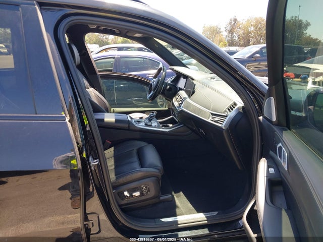 5UXCX6C0XM9F57010 BMW X7