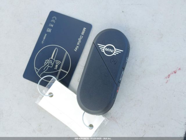 2025 MINI COUNTRYMAN WMZ23GA07S7S44889 Photo 10