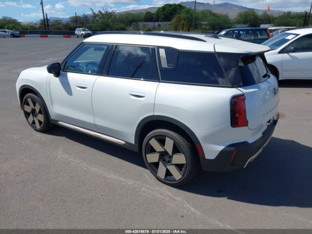 2025 MINI COUNTRYMAN WMZ23GA07S7S44889 Photo 2