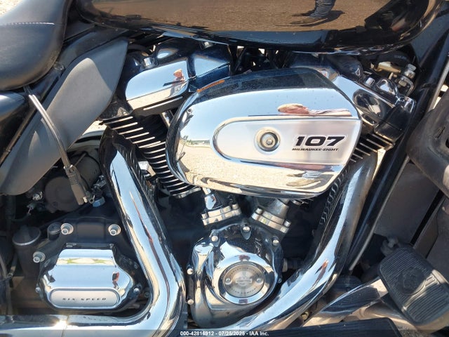 Harley-Davidson Ultra Limited Low 2018 1HD1KKD12JB659828 Image 8