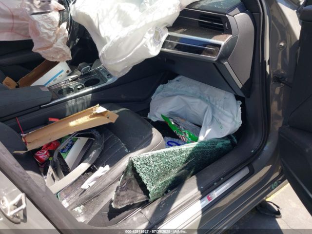 2022 AUDI A6 WAUL2BF22NN018924 Photo 4