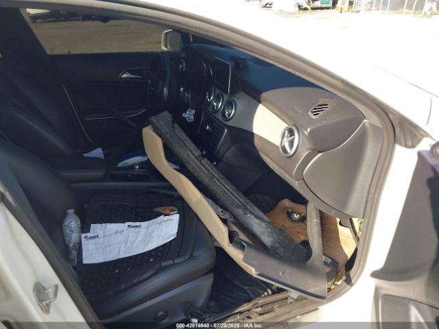 2014 MERCEDES-BENZ CLA 250 WDDSJ4EB9EN038849 Photo 4