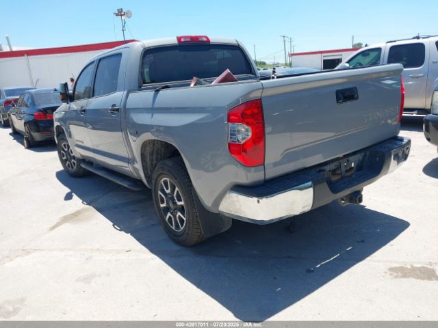 2019 TOYOTA TUNDRA 5TFDY5F1XKX838103 Photo 2