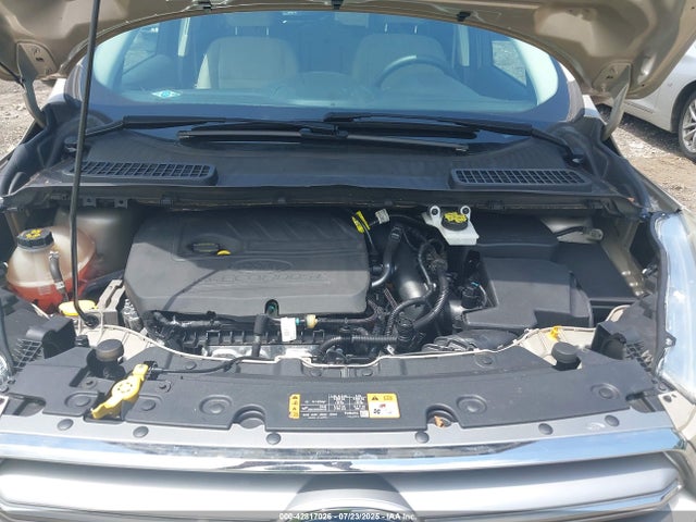 1FMCU0GD3HUE84756 Ford ESCAPE SE