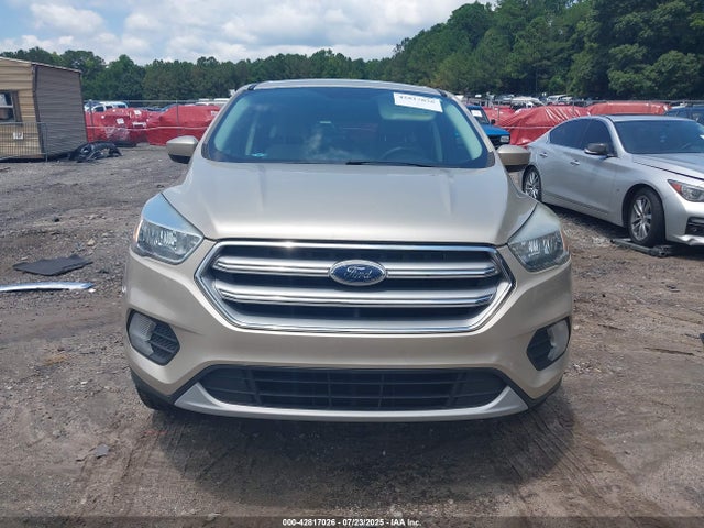 1FMCU0GD3HUE84756 Ford ESCAPE SE