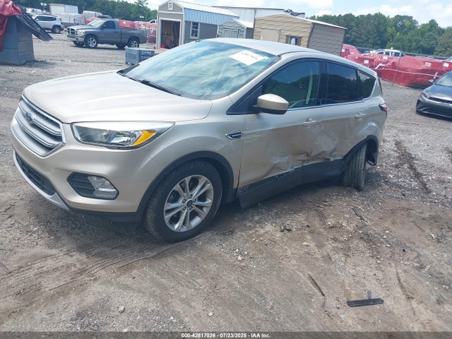 1FMCU0GD3HUE84756 Ford ESCAPE SE