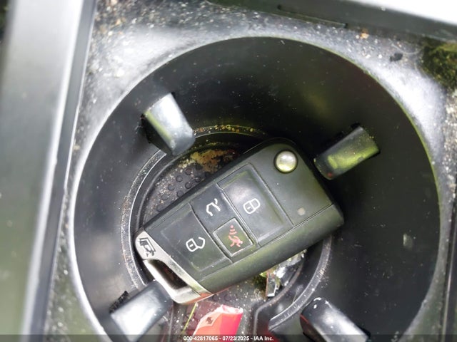 WVWUF7AU1GW112002 Volkswagen 2.0t